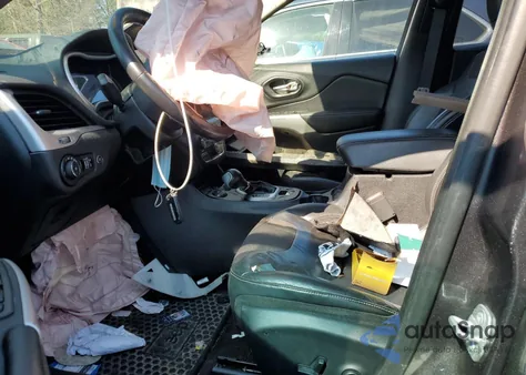 2018 Jeep Cherokee Latitude Plus from USA, damaged, VIN 1C4PJMLXXJD547637